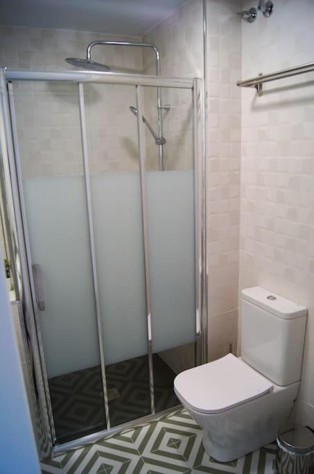 Roch - Stylish Apartment Near Metro Siviglia Esterno foto
